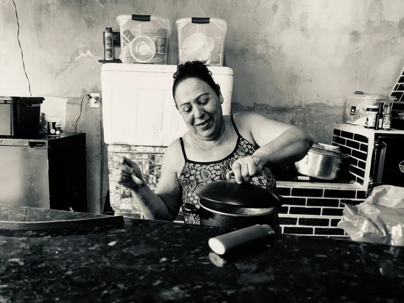 Lo que nunca se anotó en ningún papel: los saberes culinarios criollos que viven en las manos de nuestras cocineras